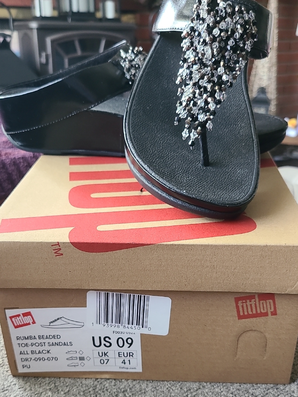 FITFLOP Black Beaded Thong Wedge Sandals - Women's Dress Flip Flops Size 9 - Picture 3 of 10